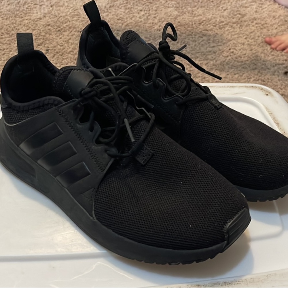 Addidas boys 6